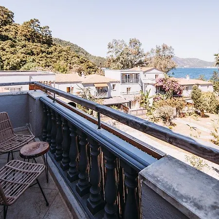 منتجع Cook's Club Adakoy, - Adults Only 